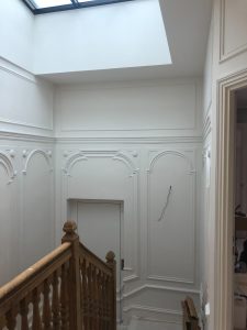 Escalier principal de l'hôtel particulier pendant sa rénovation